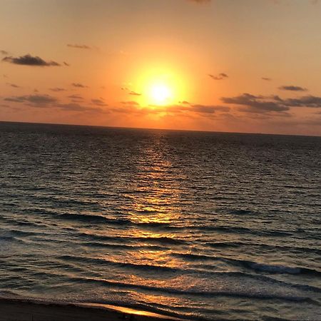 Ocean View Apartment Cancun Luaran gambar